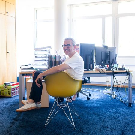Entspannte Arbeitsatmosphäre bei PLUP Fachanwälte